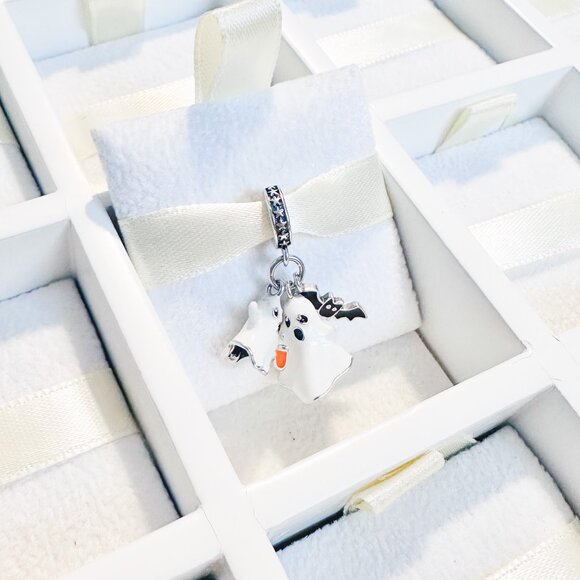 925 Sterling Silver Glow In The Dark Ghost Duet With Bat Dangle Charm - Picture 5 of 8